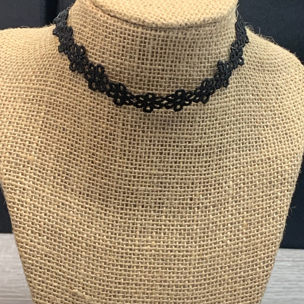 Black Floral Crochet Lace Choker Necklace Adjustable Gothic Boho Style 12" 5592